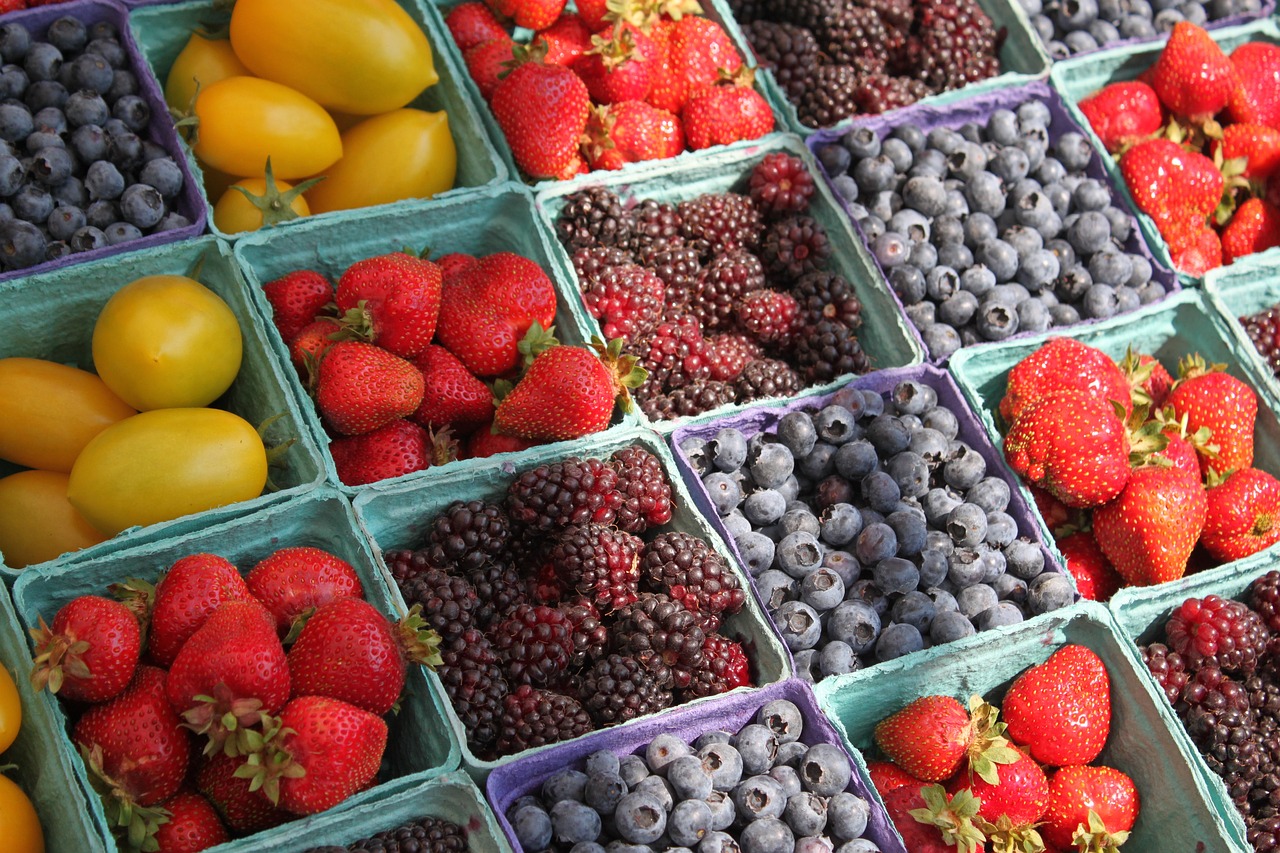 farmers, market, berries-1311017.jpg